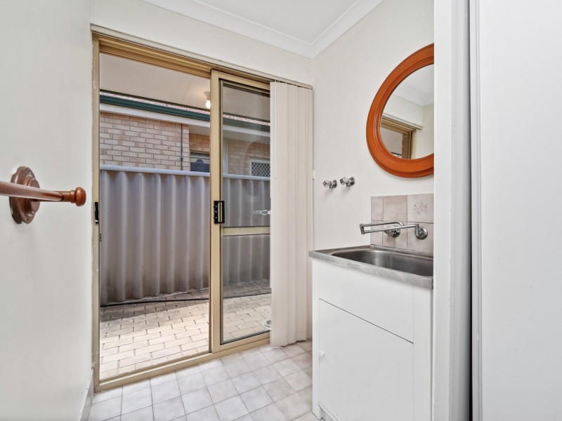 14 Aussat Dr, Eden Hill WA 6054