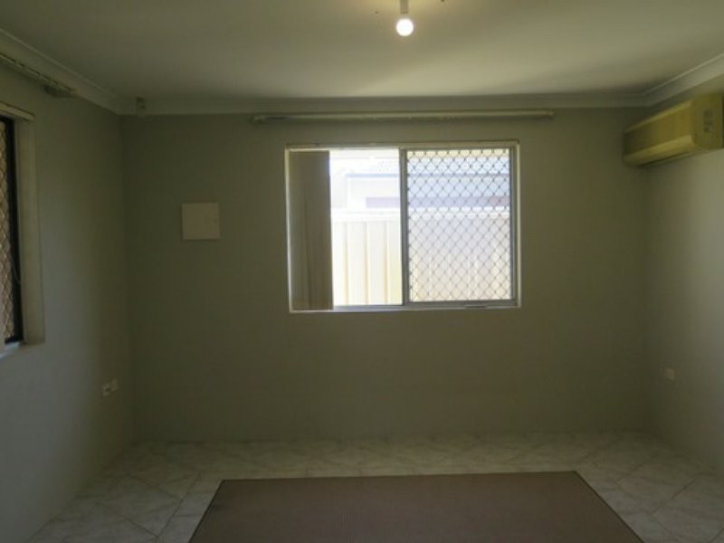 4 Gibb Crescent, Westminster WA 6061