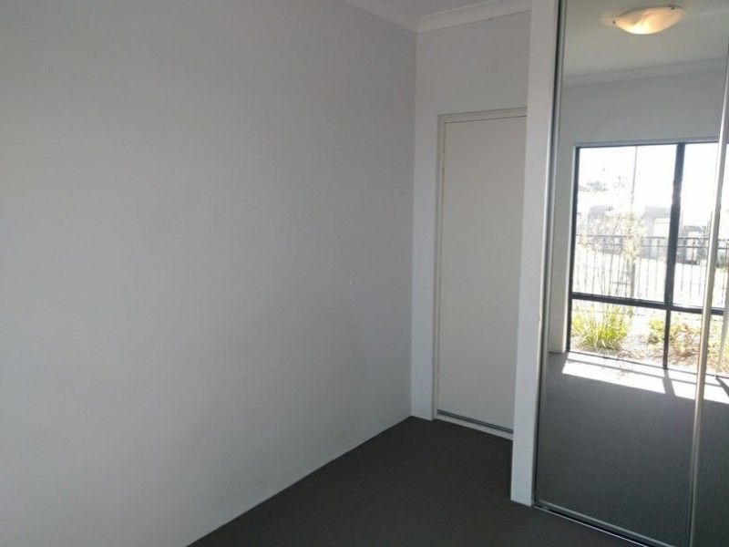 1B Glenkeen Street, Butler WA 6036