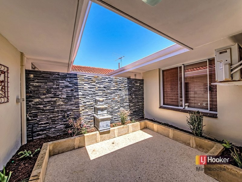 8 Woodall Street, Dianella WA 6059