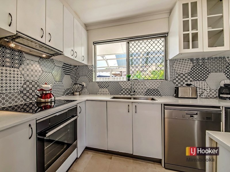 8 Woodall Street, Dianella WA 6059