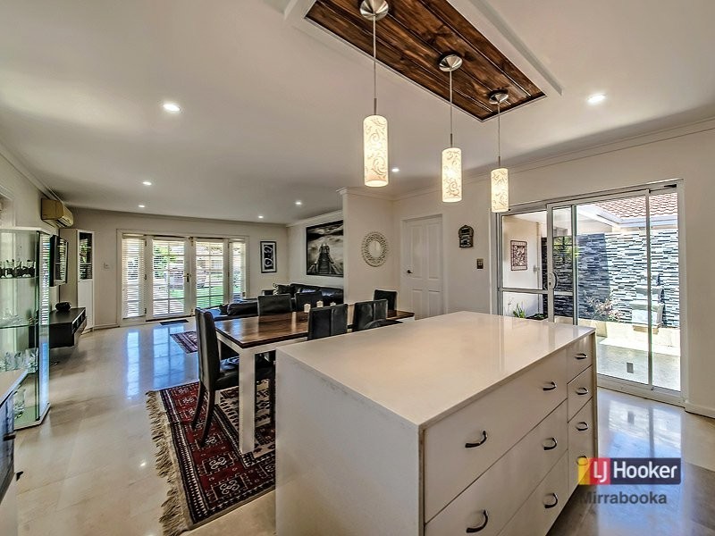 8 Woodall Street, Dianella WA 6059