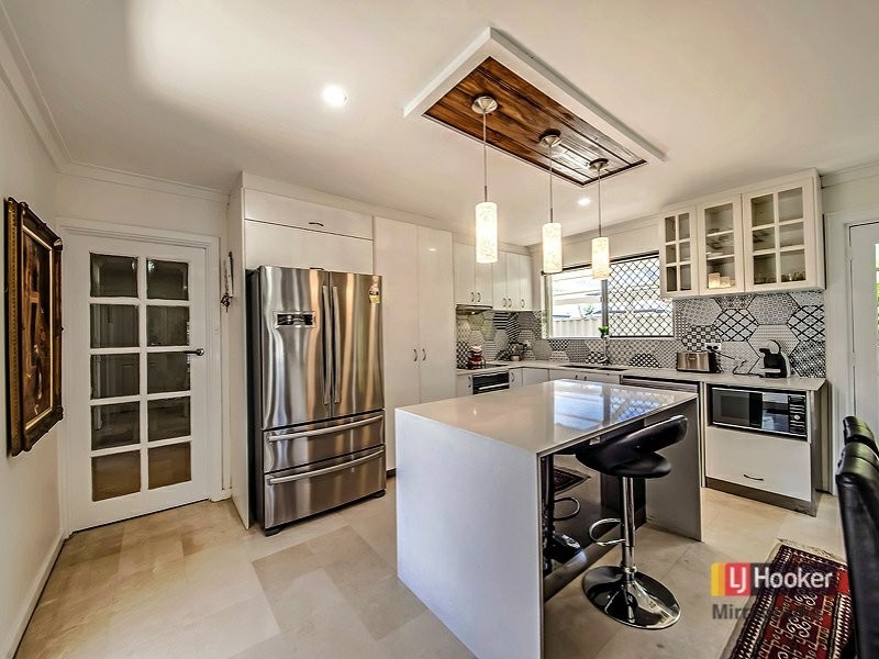 8 Woodall Street, Dianella WA 6059