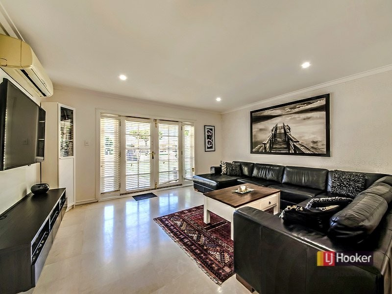 8 Woodall Street, Dianella WA 6059