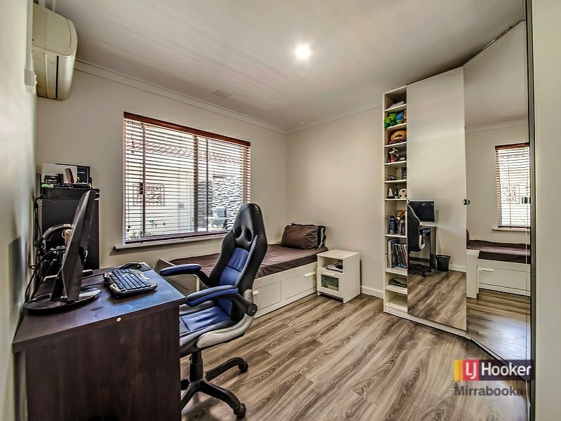 8 Woodall Street, Dianella WA 6059