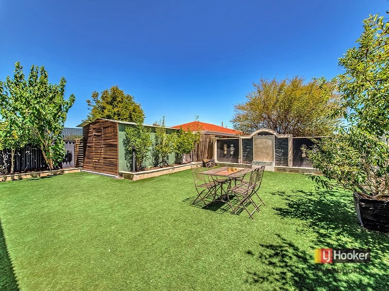 8 Woodall Street, Dianella WA 6059