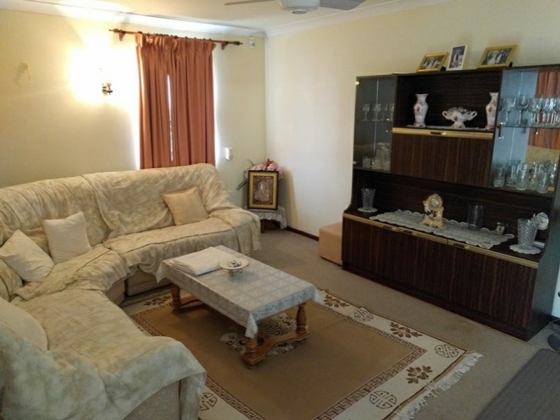 33 Esperanto Way, Westminster WA 6061