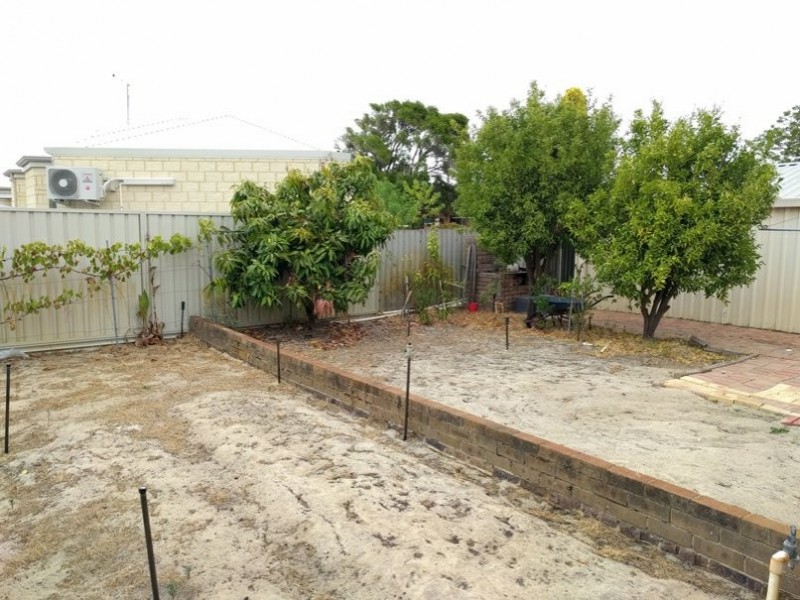 33 Esperanto Way, Westminster WA 6061