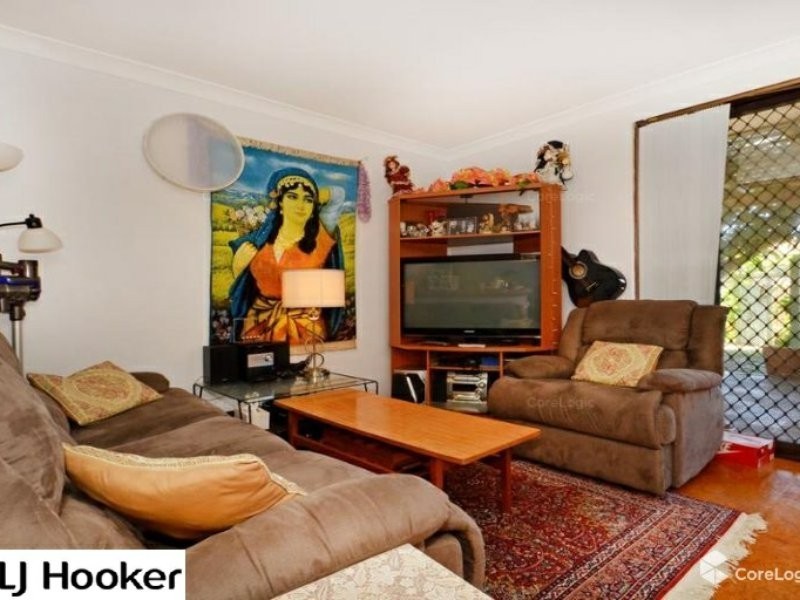 1 Varina Court, Alexander Heights WA 6064