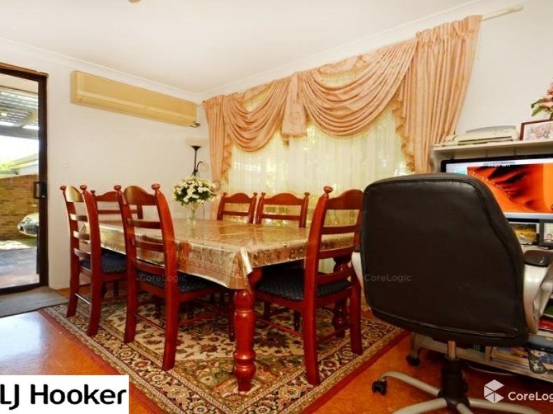 1 Varina Court, Alexander Heights WA 6064