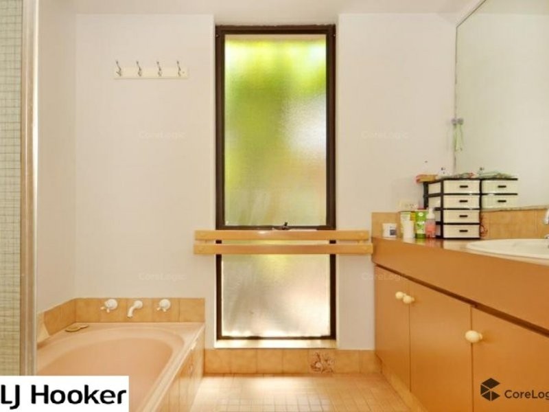 1 Varina Court, Alexander Heights WA 6064