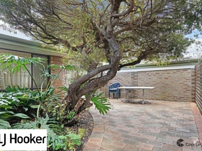 1 Varina Court, Alexander Heights WA 6064