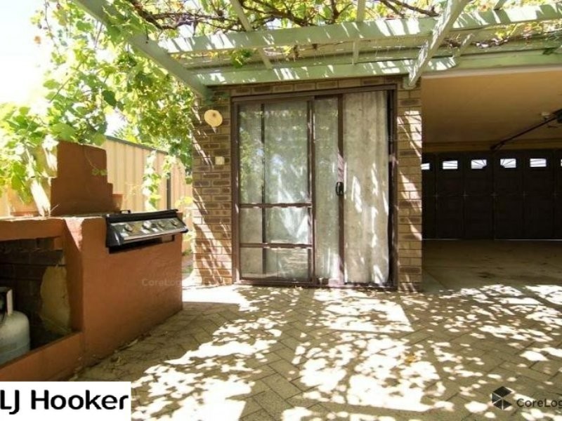 1 Varina Court, Alexander Heights WA 6064