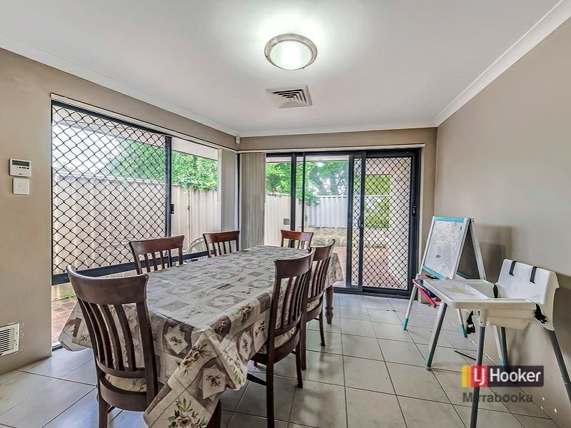 32 Gibb Crescent, Westminster WA 6061