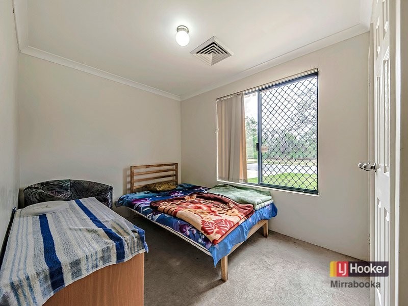 32 Gibb Crescent, Westminster WA 6061