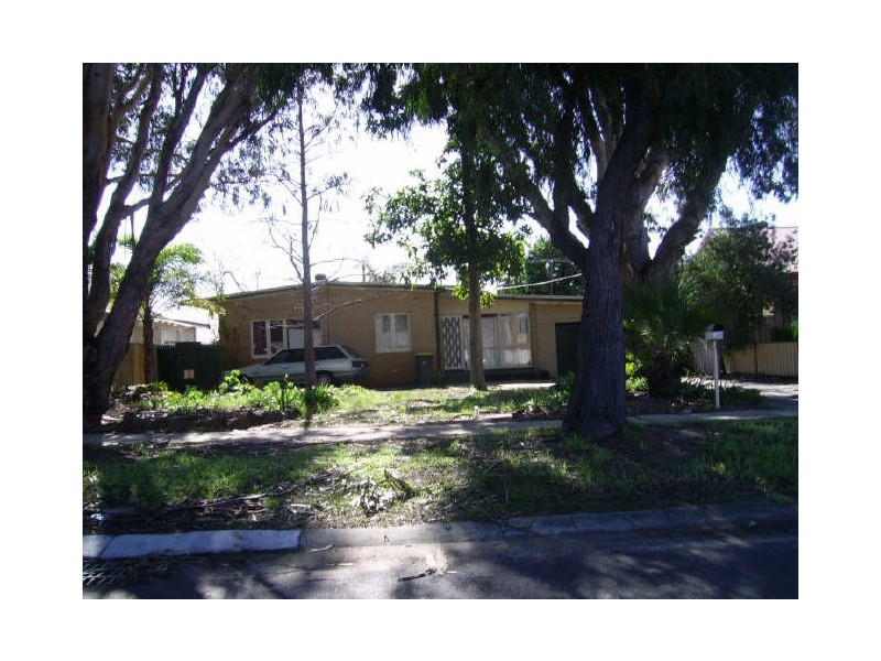 11 Kerwin Way, Lockridge WA 6054