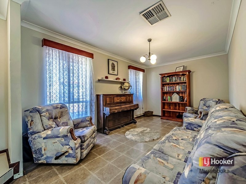 51 Farnesian Circle, Mirrabooka WA 6061