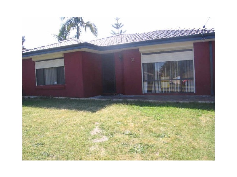 34 Dampier Loop, Mirrabooka WA 6061