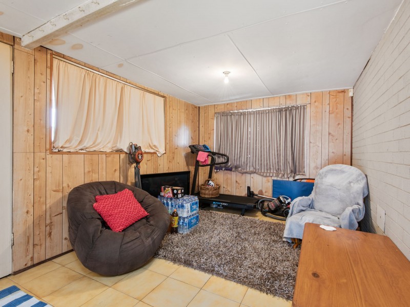 25 Morgan Way, Girrawheen WA 6064