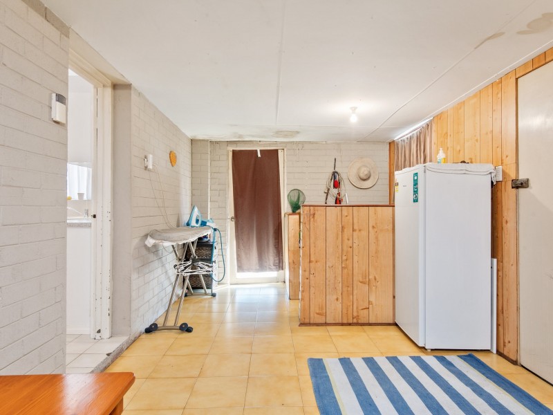 25 Morgan Way, Girrawheen WA 6064