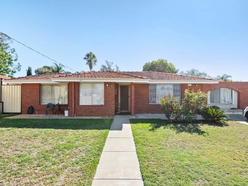 25 Morgan Way, Girrawheen WA 6064