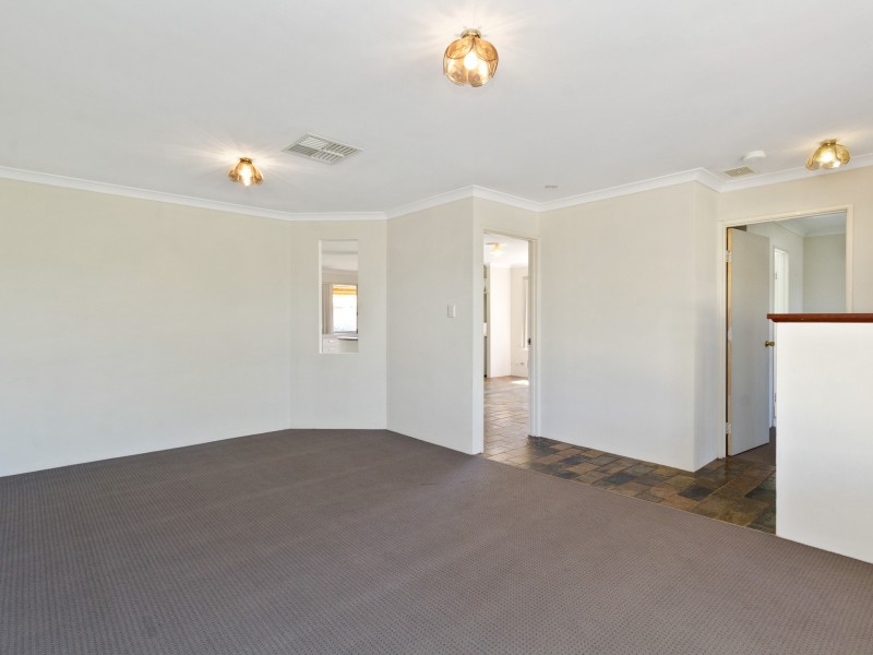 14 Yerilla Glen, Ballajura WA 6066