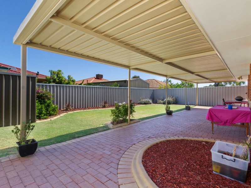 14 Yerilla Glen, Ballajura WA 6066