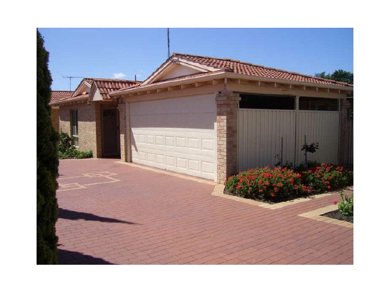 1/167 Northbeach Dive, Tuart Hill WA 6060