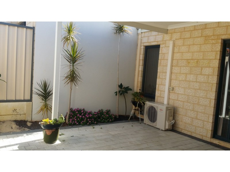 25B Newhaven Way, Nollamara WA 6061