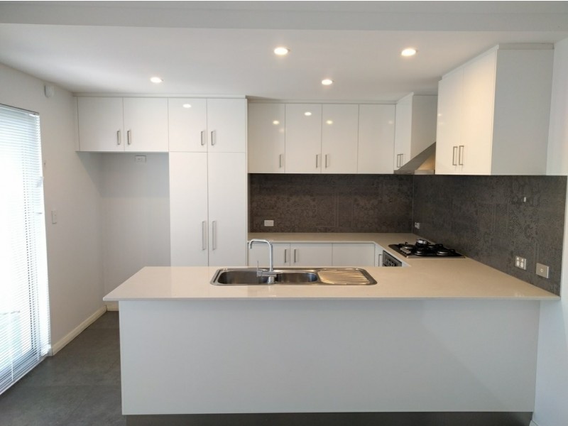 25B Curlington Crescent, Balga WA 6061