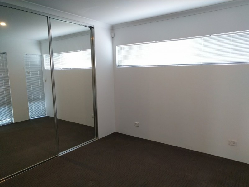 25B Curlington Crescent, Balga WA 6061