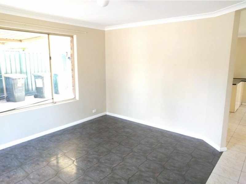 25 Lambourne Retreat, Mirrabooka WA 6061