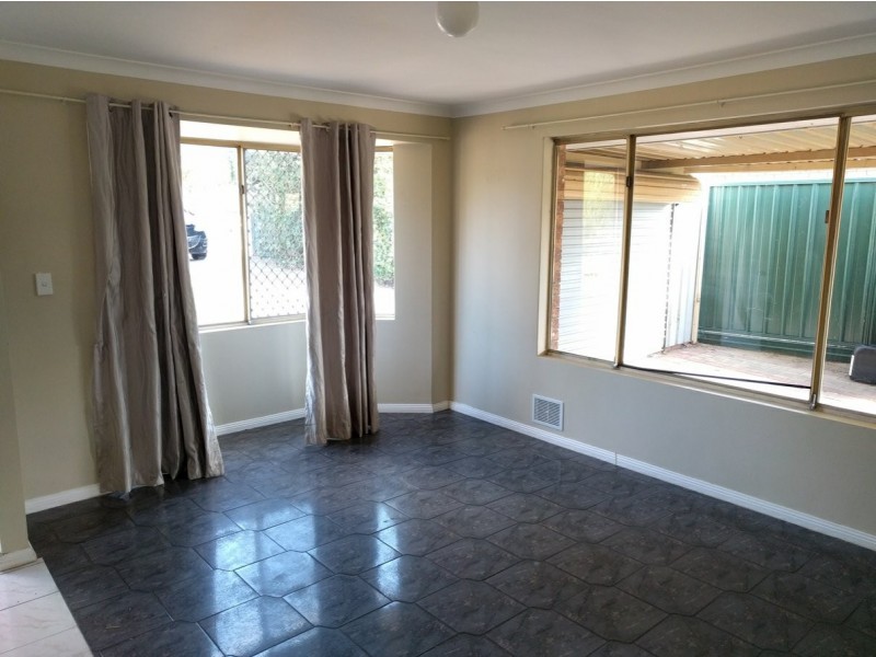 25 Lambourne Retreat, Mirrabooka WA 6061