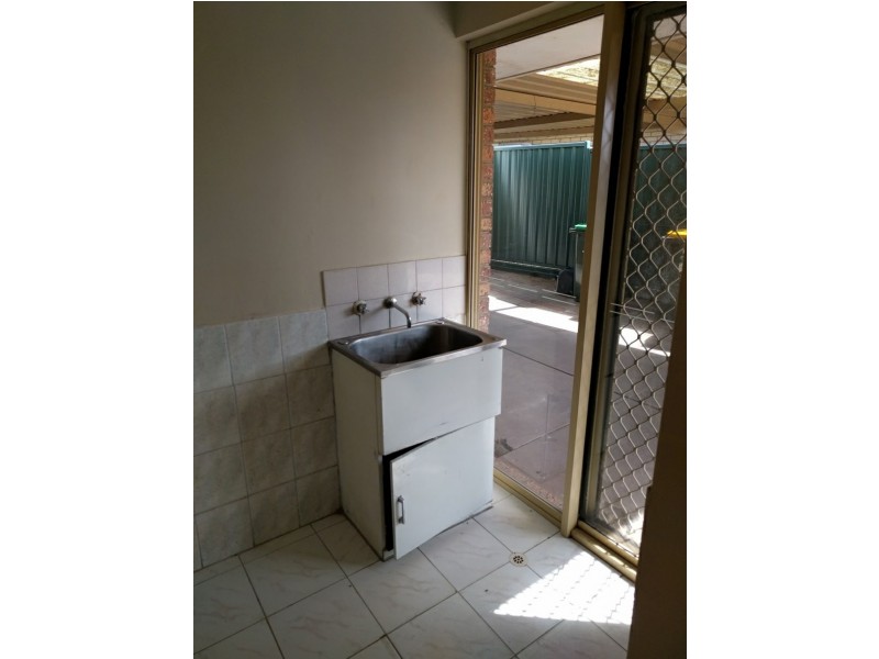 25 Lambourne Retreat, Mirrabooka WA 6061