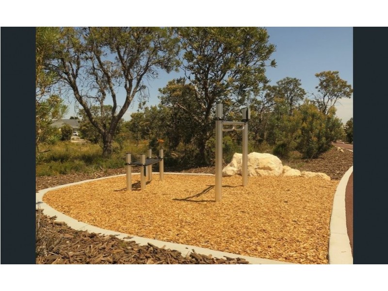 28 Thaxter Rd, Landsdale WA 6065