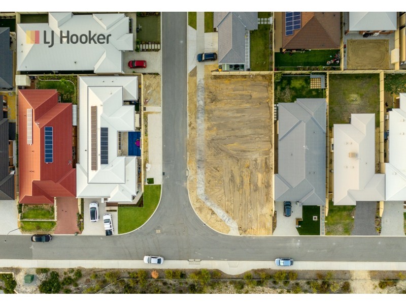 28 Thaxter Rd, Landsdale WA 6065