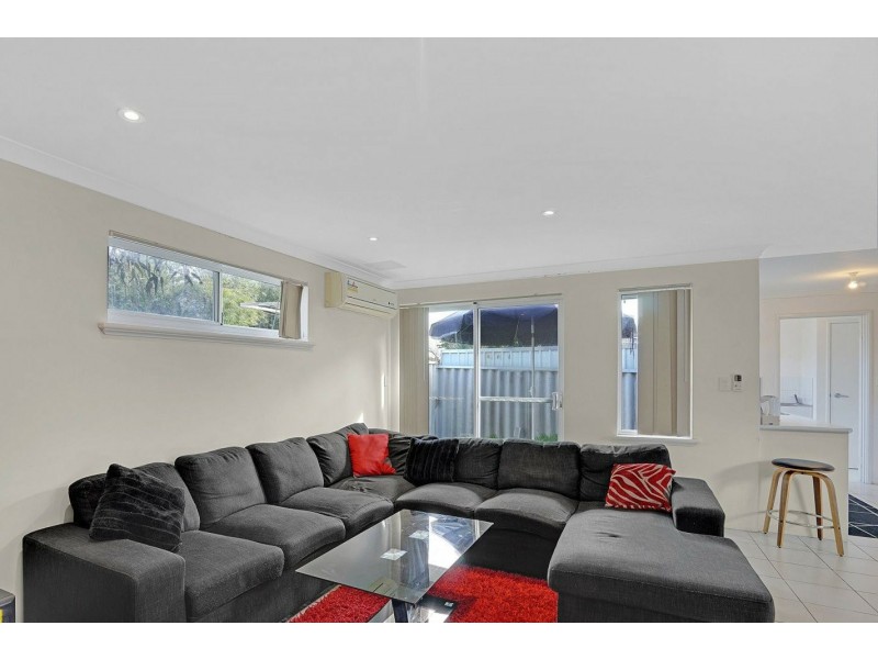 5B Mentone Rd, Balga WA 6061