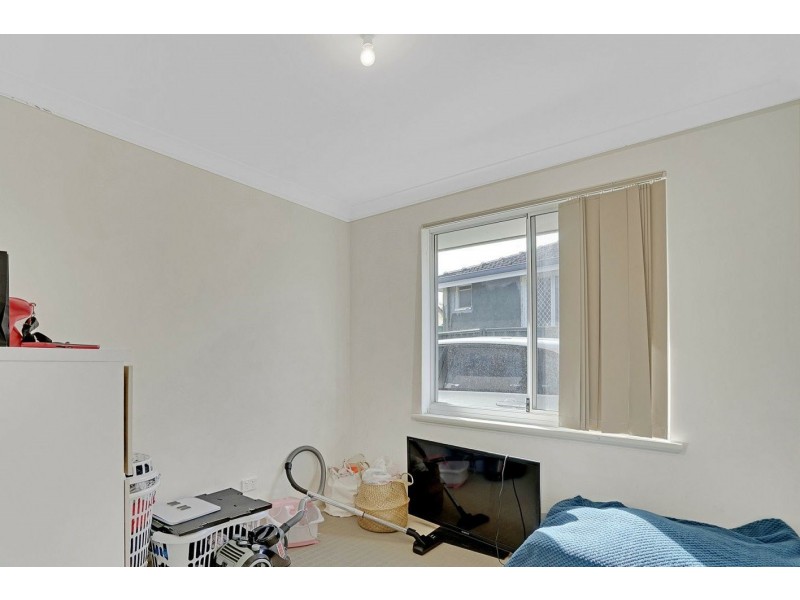 5B Mentone Rd, Balga WA 6061