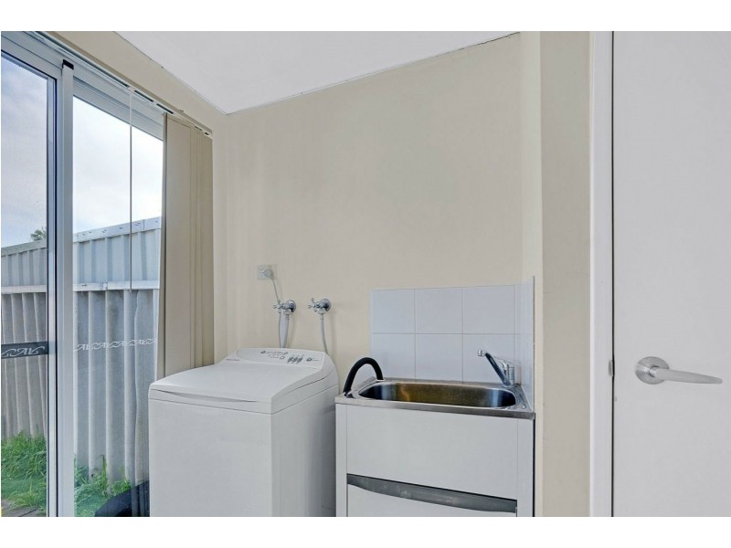 5B Mentone Rd, Balga WA 6061