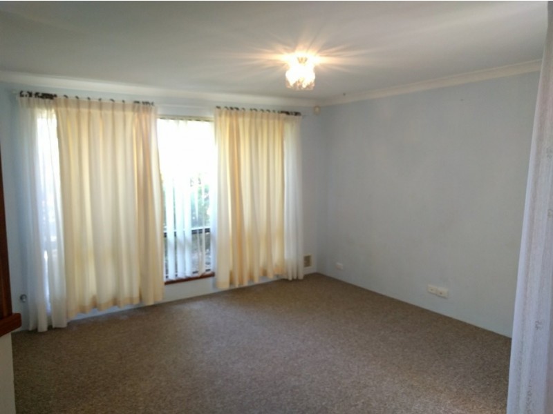 14 Sherwood Place, Alexander Heights WA 6064