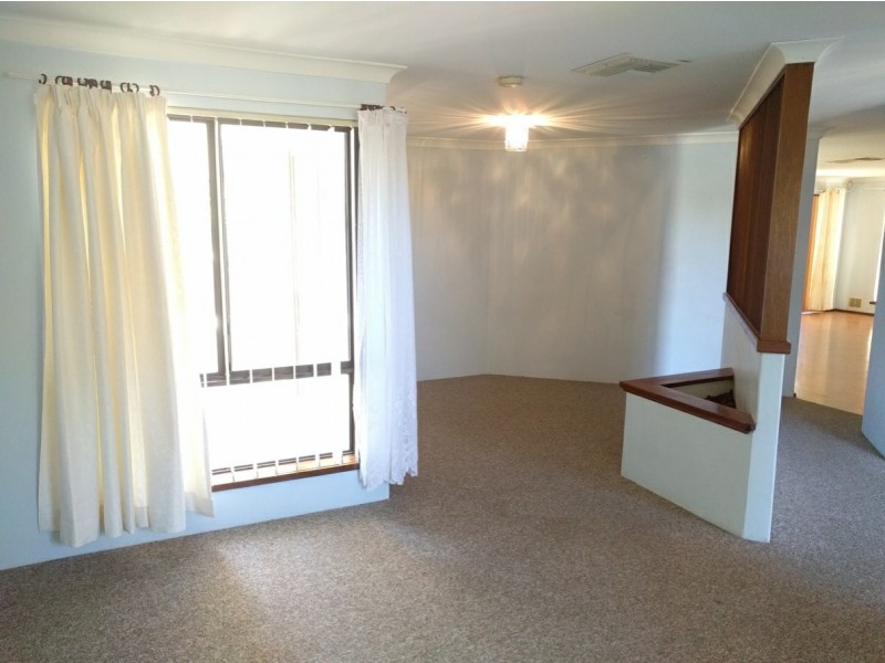 14 Sherwood Place, Alexander Heights WA 6064