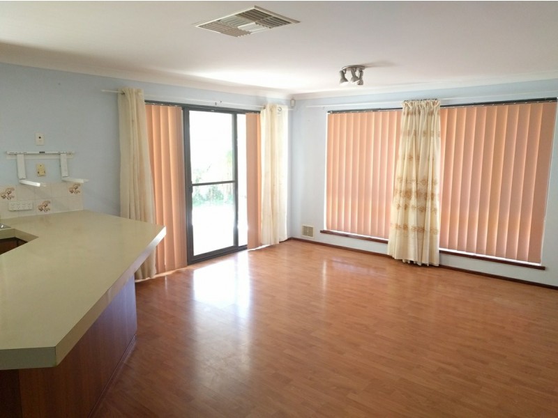 14 Sherwood Place, Alexander Heights WA 6064