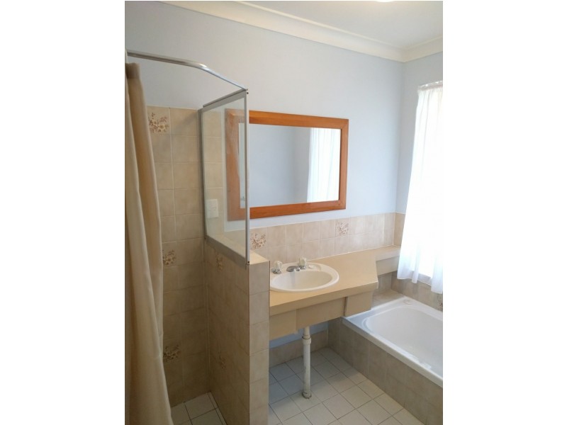 14 Sherwood Place, Alexander Heights WA 6064