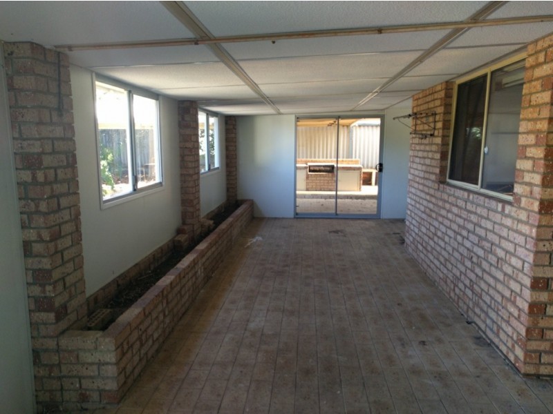 4 Vallack Grove, Mirrabooka WA 6061