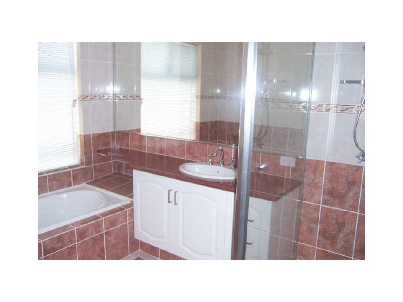 23 Hardcastle Avenue, Landsdale WA 6065