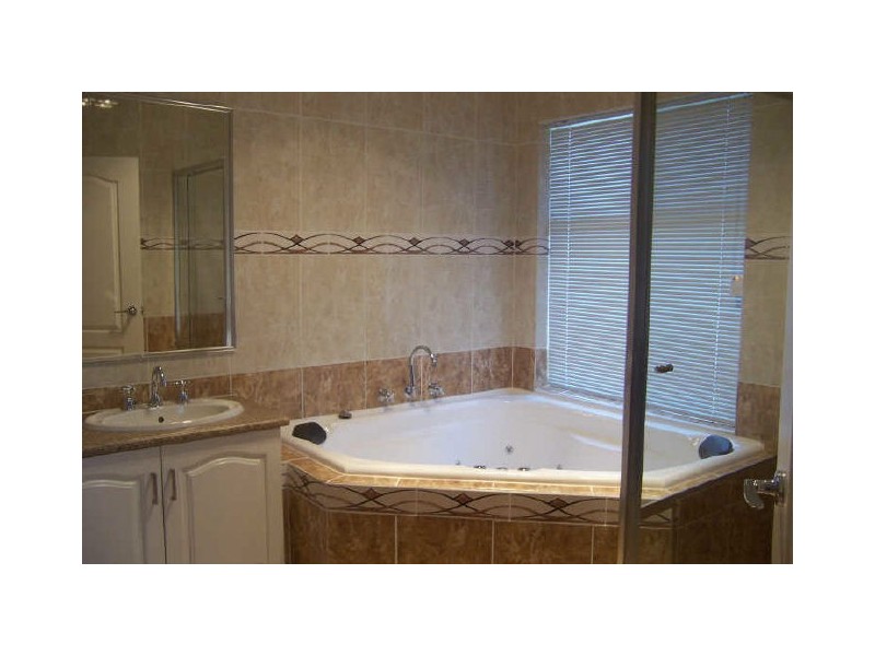 23 Hardcastle Avenue, Landsdale WA 6065