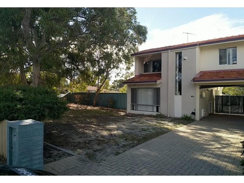 8 Hainsworth Avenue, Girrawheen WA 6064