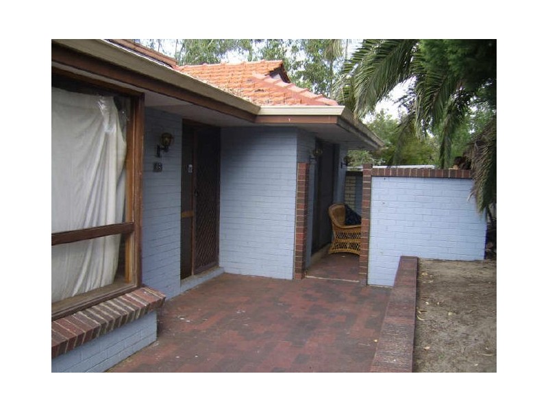 35 Brecknock Way, Girrawheen WA 6064