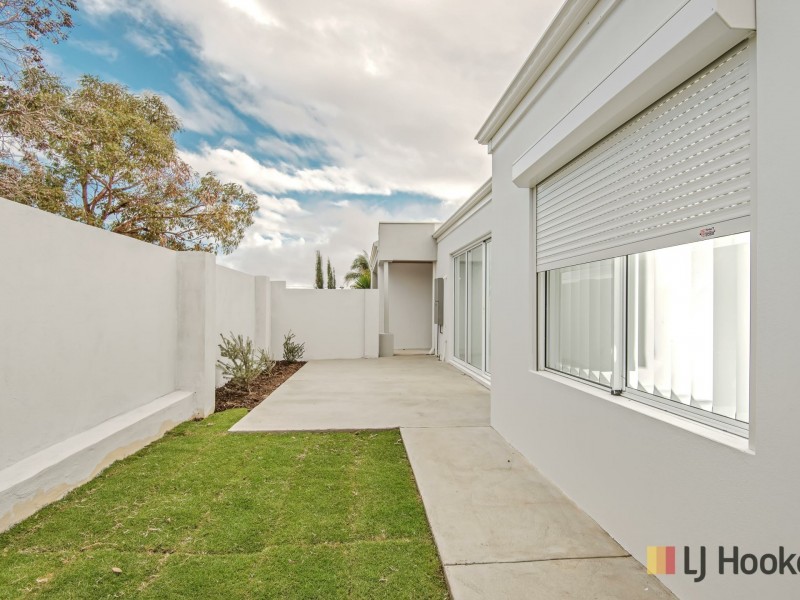 61 A|B|C Girrawheen Ave, Girrawheen WA 6064