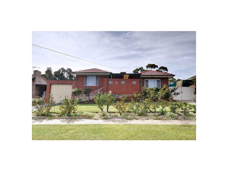 4 Burnett Street, Embleton WA 6062